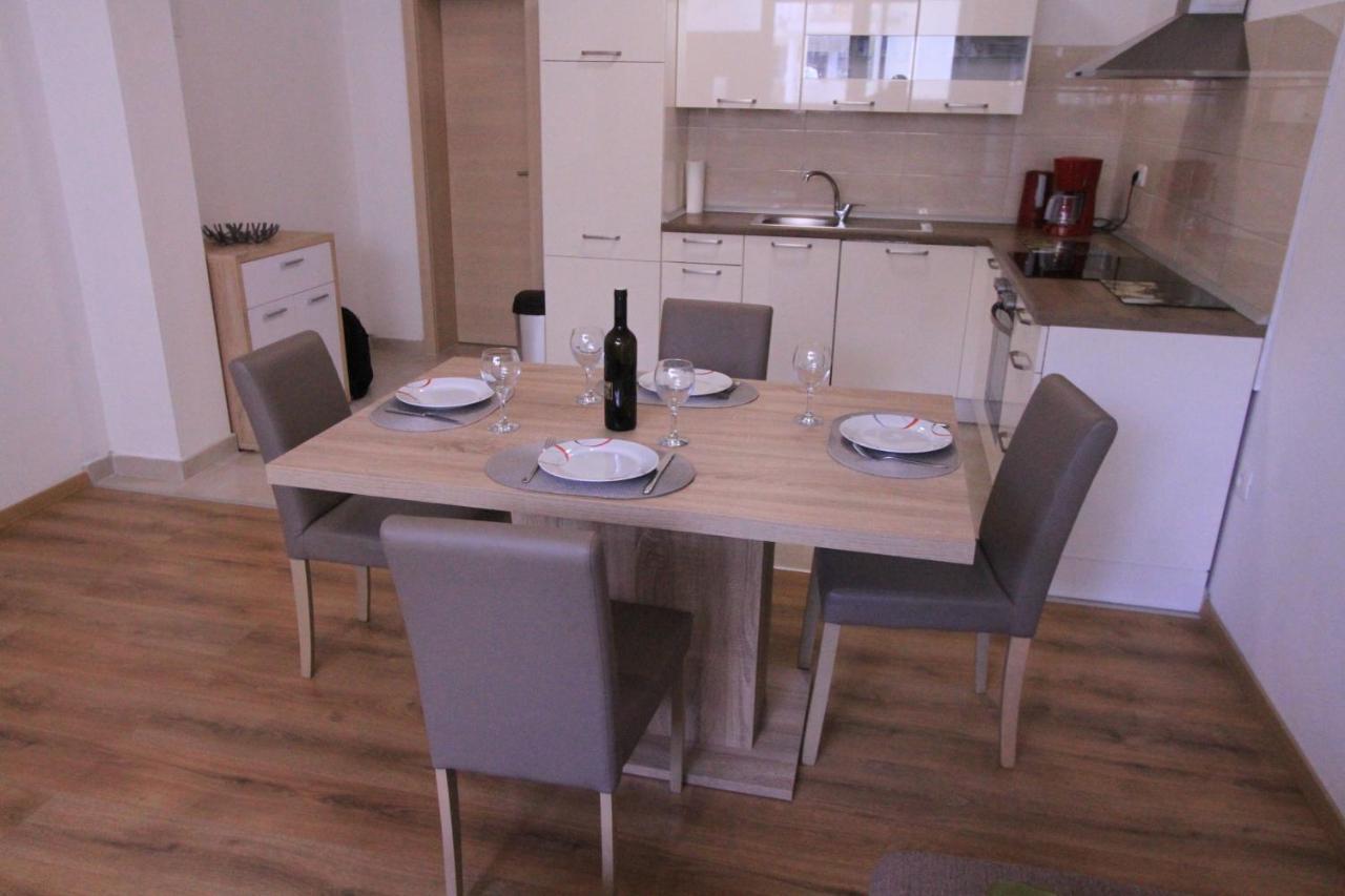 Apartman Darija Podstrana Exterior foto